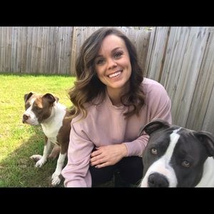 Meet your Posher, Lauren